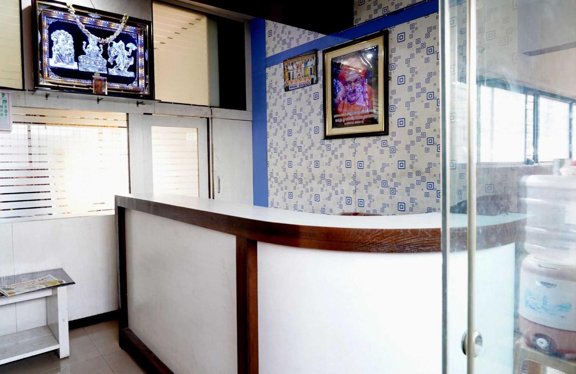 Tumkur Oyo Chinthu Comforts מראה חיצוני תמונה